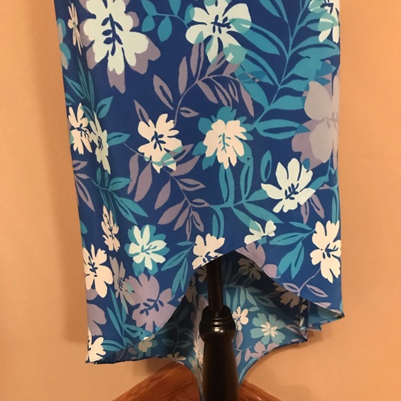 Express blue floral dress size 7/8 - Picture 3 of 7